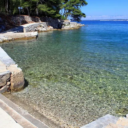 By The Sea Апартаменты