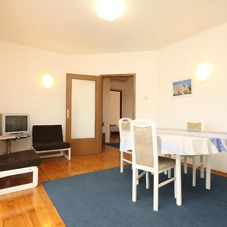 By The Sea Appartement *