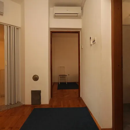 Appartement By The Sea Lukoran